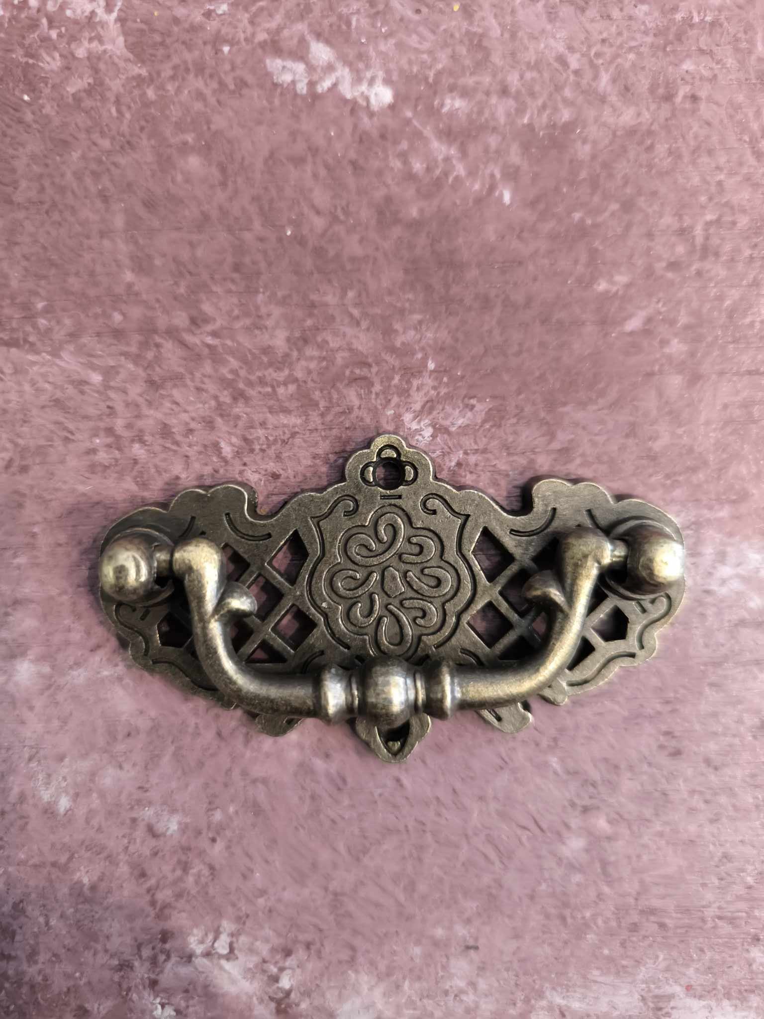 Πόμολο μεταλλικό αντικέ