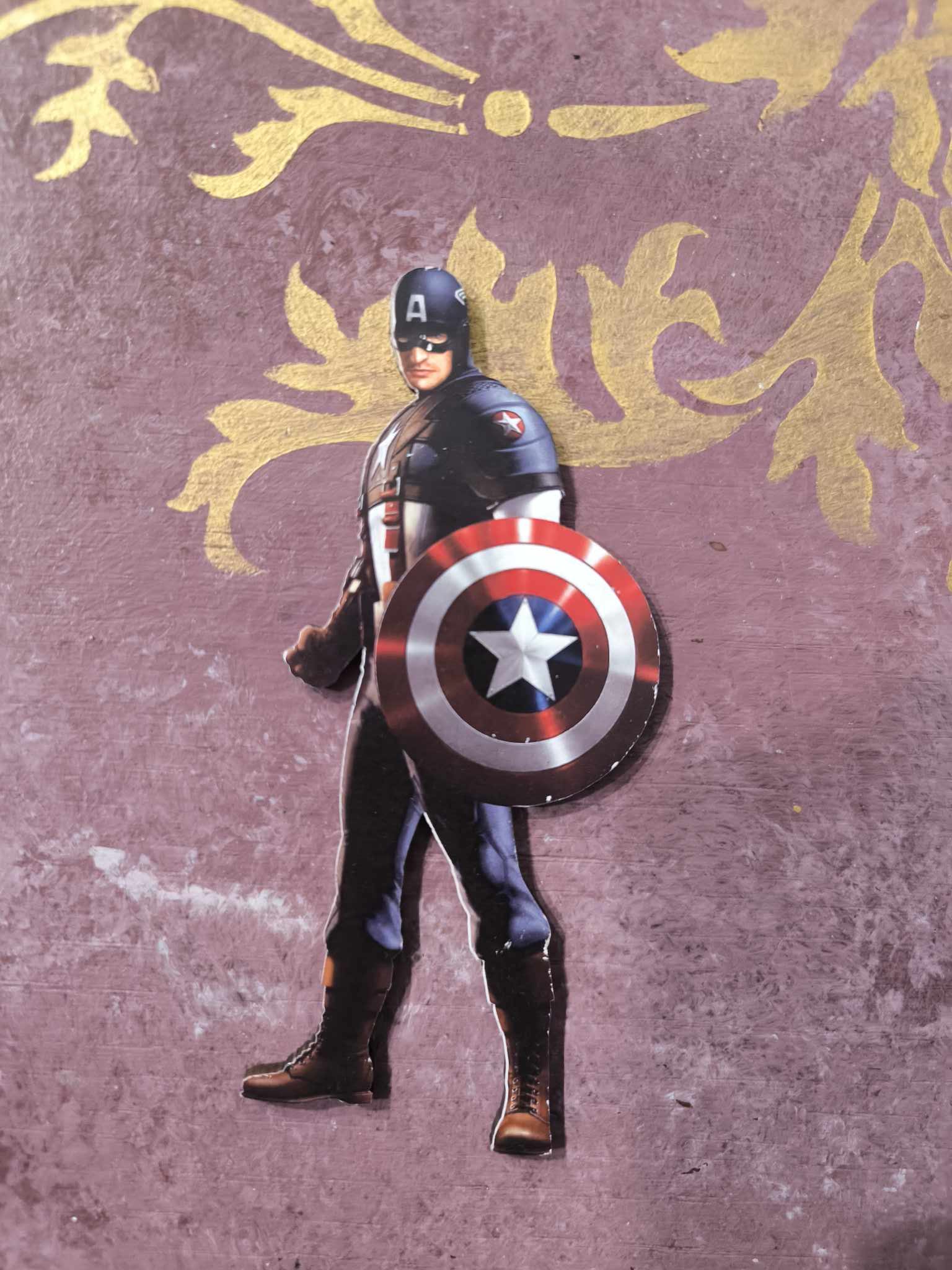 Ξύλινη φιγούρα Avengers 10cm