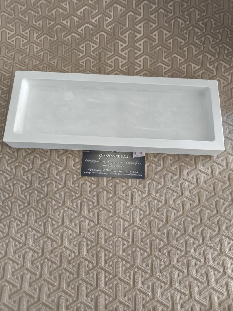 Πολυεστερικό αντικείμενο δίσκος 29χ10εκ.