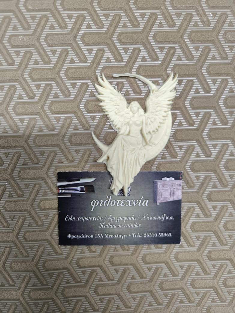 Στοιχείο ελαστικής ρητίνης άγγελος στο φεγγάρι 9χ6εκ.